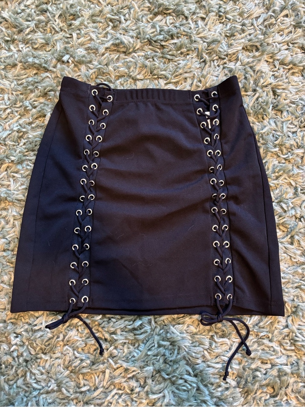 🖤NWOT Laceup Bodycon Mini Skirt